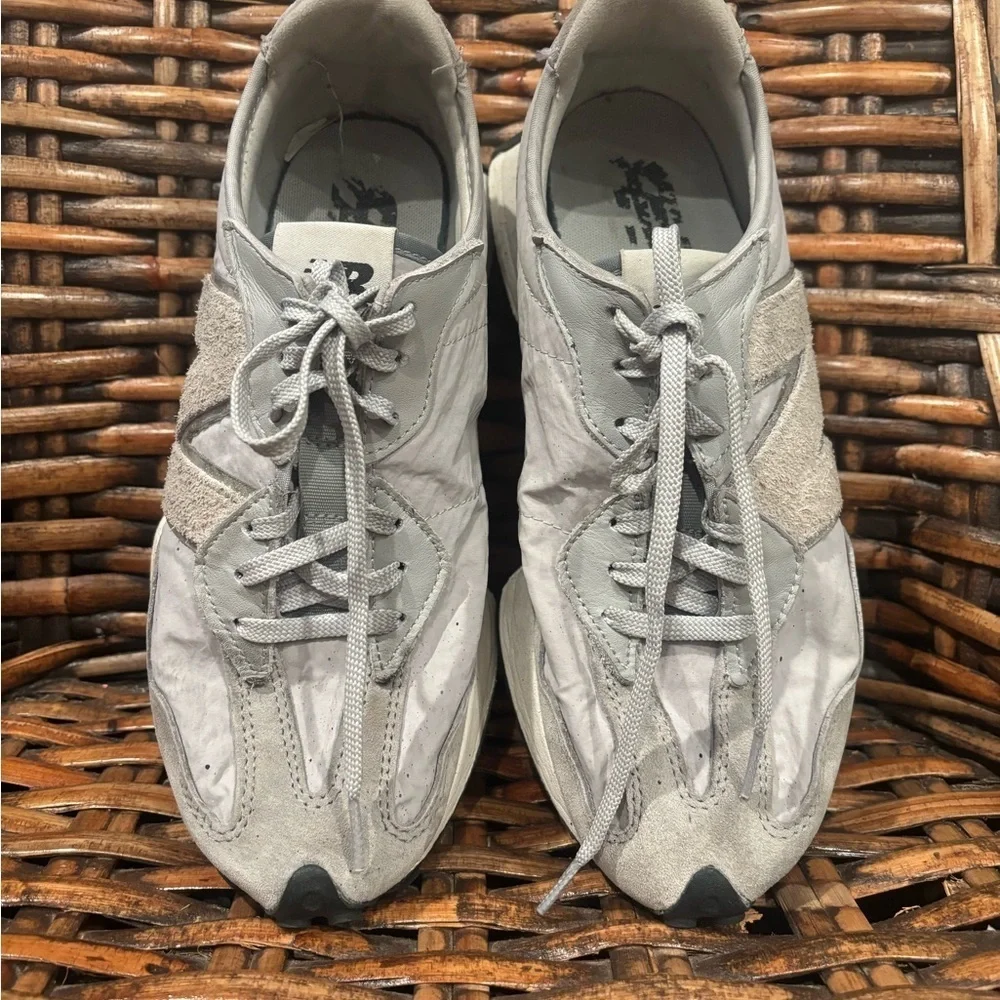 New Balance New Balance 327 Slate Grey Women in size 9.5